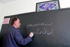 کارنامه حاجی بابایی از نگاه معلمان